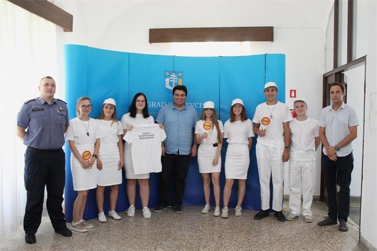 Slika /PU_KK/Vijesti/2019/07/mladez.kz.3.jpg