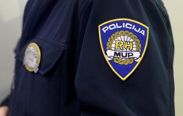 Slika /ikone/RUKAV.POLICIJA.jpg