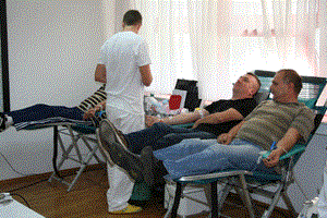 Slika PU_KK/Vijesti/2012/09/darivanje-krvi.300.gif