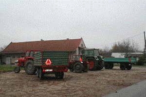 Slika PU_KK/Vijesti/2012/11/traktoristi.Drnje.300.gif